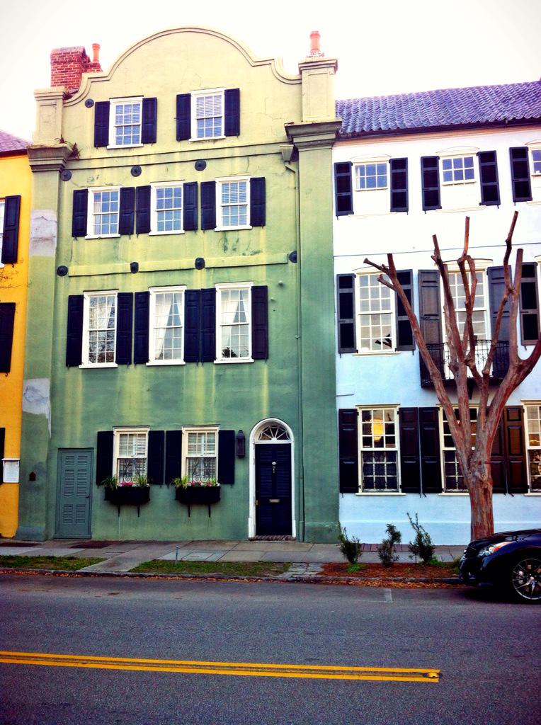 MollieTune's tweet photo. Rainbow Row 
Charleston, South Carolina
#southernadventures #Charleston http://t.co/geP8NcDusn