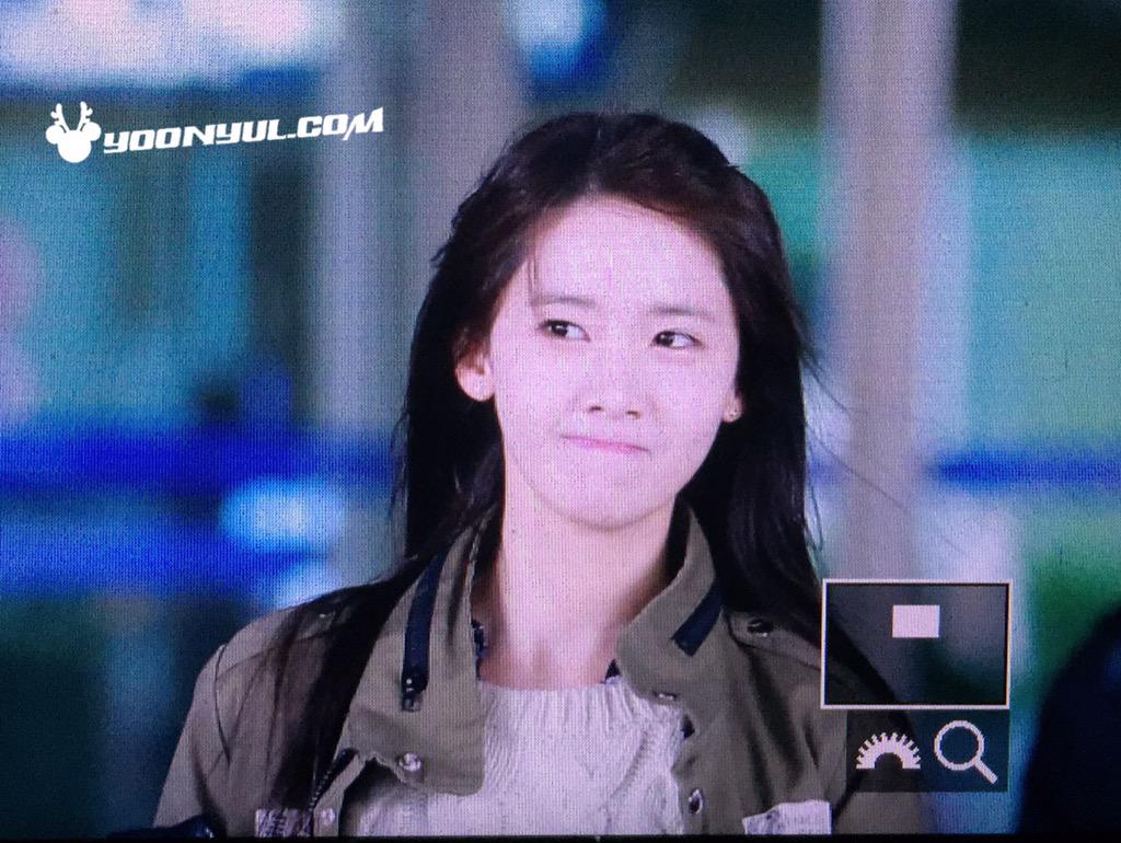 [PIC][02-04-2015]YoonA trở về Hàn Quốc vào trưa nay CBj1KgpUMAAMDc-