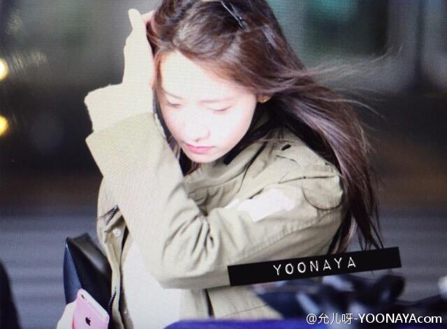 [PIC][02-04-2015]YoonA trở về Hàn Quốc vào trưa nay CBj1ffRUAAAcQnV