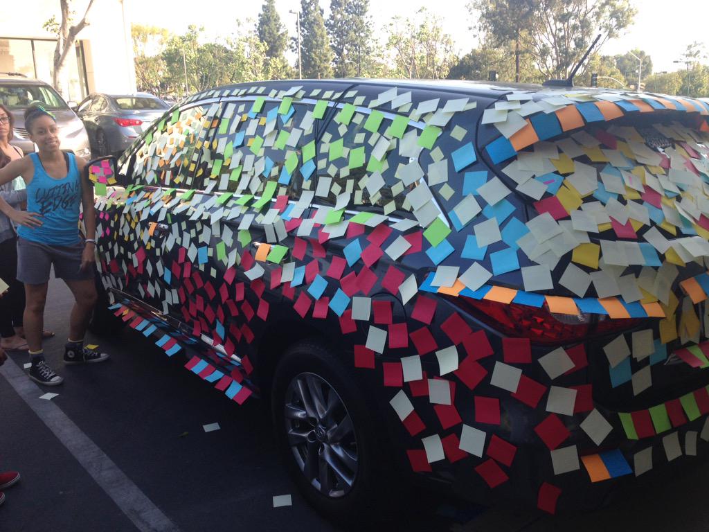 PatriceBarakat's tweet photo. My kids love me you guys. They got me good. 😁 #2mincleanuptime “@clairekuhn13: #AprilFools2015 @PatriceBarakat 😂💙💚💙💚 http://t.co/Pu3vJeGtSZ”