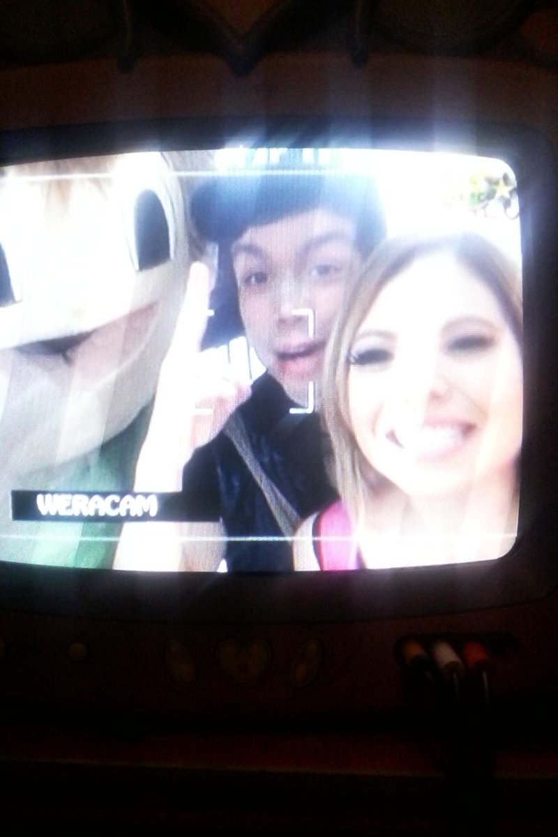 ruiz_chacha's tweet photo. @Weracam2  viendo weracam http://t.co/lBgWrhJ8DM