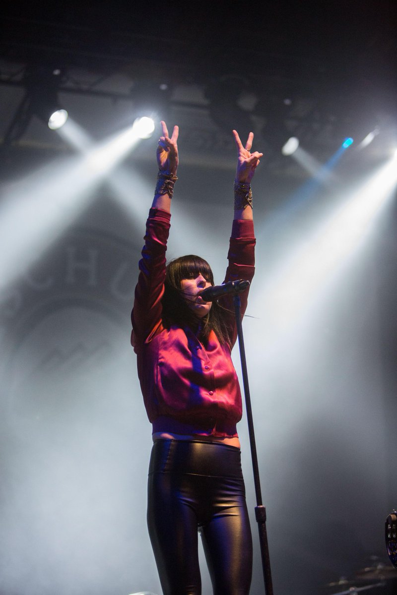 _brdunham's tweet photo. #Phantogram killing their set at #MMMF2015 || Howling at the moon http://t.co/DU1XdQrpbY