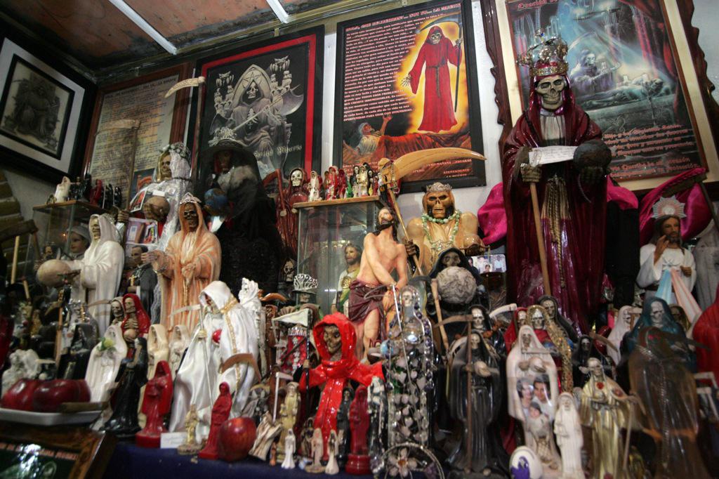 RealTimeBTC's tweet photo. ¿Te atreves a visitarlos? Estos son los 7 lugares más terroríficos de #Querétaro --> http://t.co/nvOOLteXPG http://t.co/5beGBp3HQZ