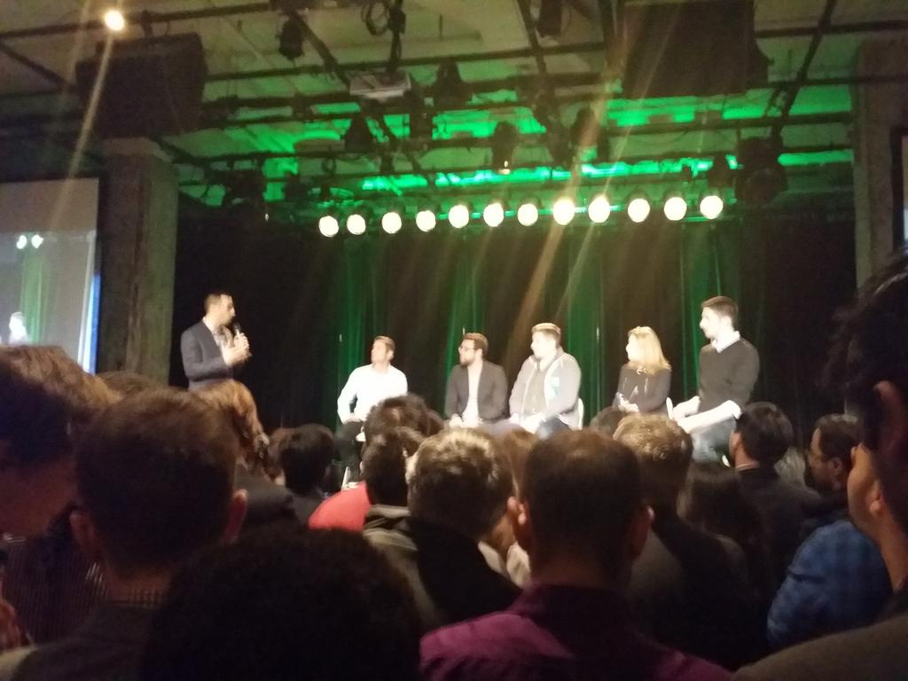 yjanvier's tweet photo. @MakerBloks live at #tcmtl
Great pitch @FrankPearsID ! http://t.co/NvqFXL7Esf