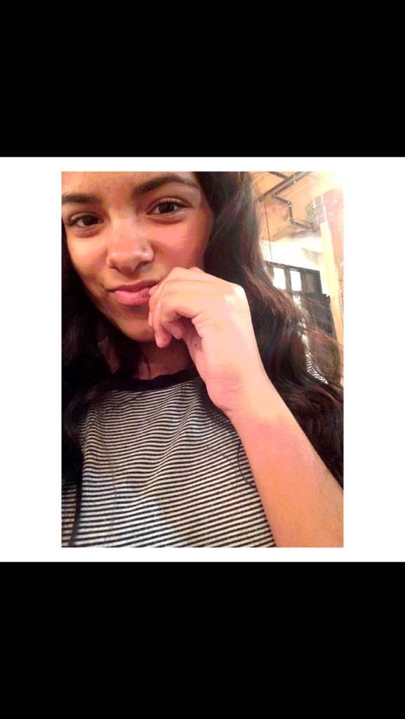 seballoverme's tweet photo. I'm going to get noticed by Seb today..  SIKE!! @SEBTSB #SELFIESFORSEB http://t.co/y2ONR8kNXf