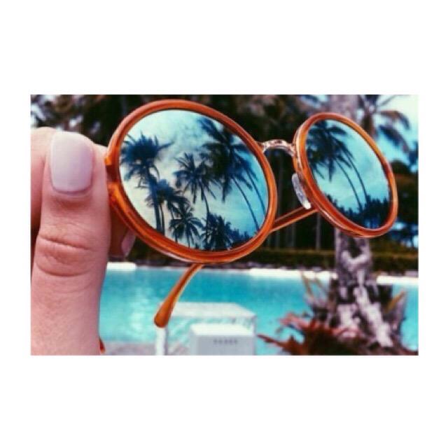 B_ILY_XX's tweet photo. 🌴#海外好きな人RT
✈️#留学したい人RT
🇺🇸#American
🌞#夏好きな人RT

followerさん増やしたいです:)
よろしく🙋💜💜 http://t.co/CocNYlftYH