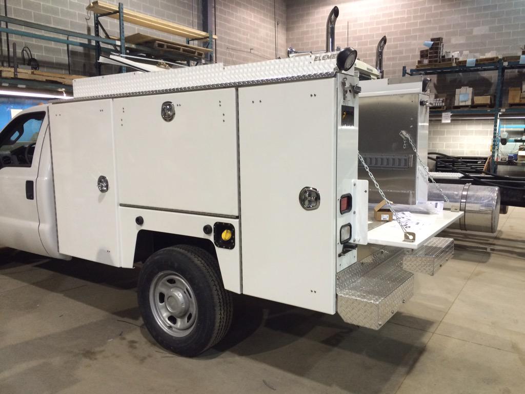 DriveProdTOE's tweet image. Service bodies rolling out the shop!