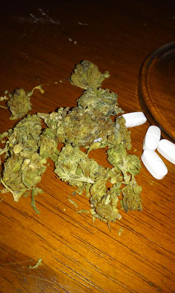 gingerbread710's tweet photo. Shit I'm feeling GOOD 😗💨 http://t.co/RLQkdgfSy8