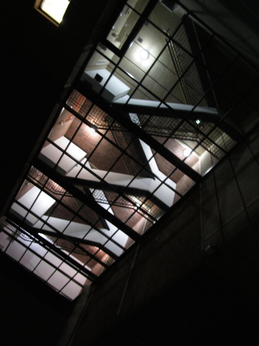 JalynWoollen's tweet photo. #CUNEArt235 #Angles http://t.co/7pKvfWPzHX