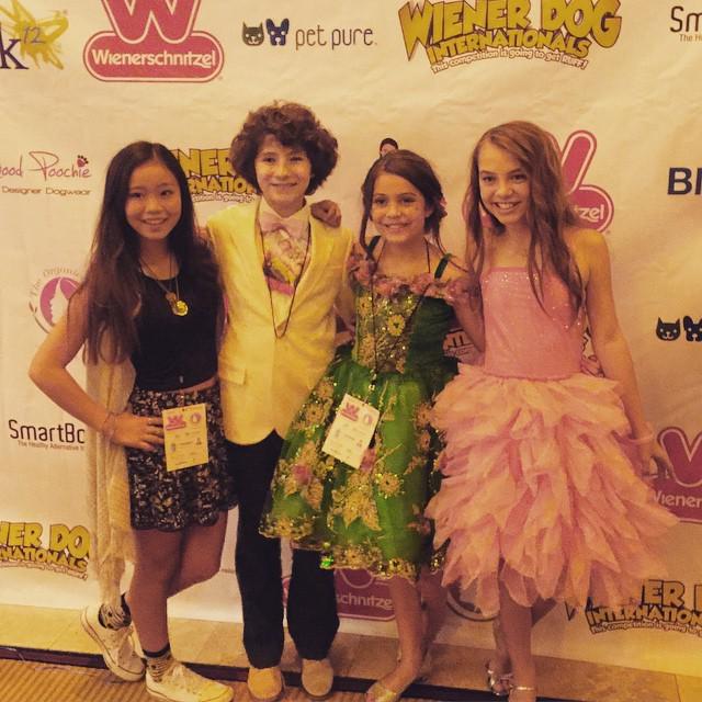 PetPure's tweet image. The cast of Wienerdog Interternationals. A great movie. Watch it if you love wiener dogs. … ift.tt/1xBinz9