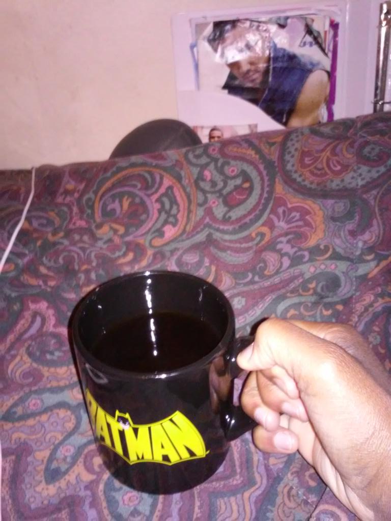 tylersmum92's tweet photo. Tea always put me 2 sleep.That's why I don't slp without it. #BatmanIsHere or should I say #BatGirl sweet dream Liam http://t.co/MEJjQClhjh