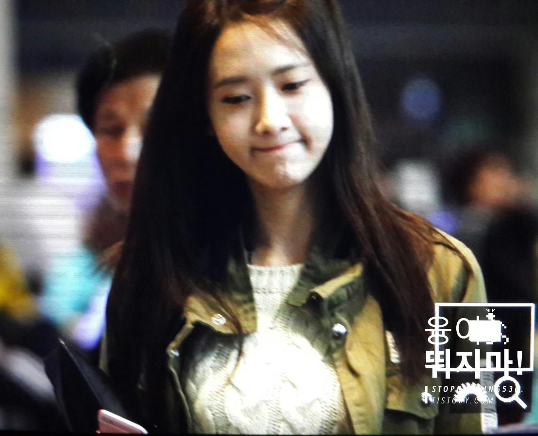 [PIC][02-04-2015]YoonA trở về Hàn Quốc vào trưa nay CBjyqAbUoAEImQq