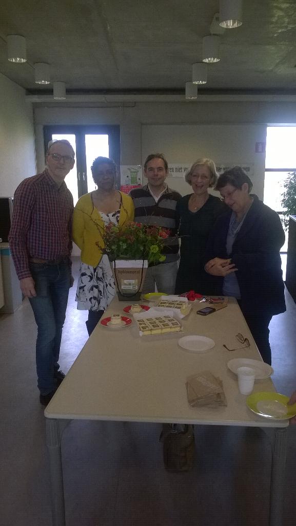 mizw_utrecht's tweet photo. Team mzo, top opleiding! Trots, blij en dankbaar http://t.co/yZq2ibByo6