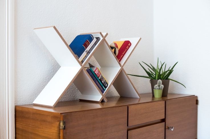 The perfect #bookshelf! 
#XBoard #HermannHermann #functionalfurniture #design #interior #minimalism #plugconnection