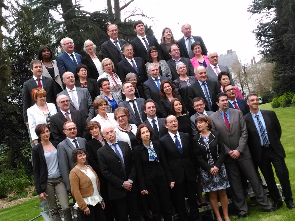 angersinfo's tweet photo. La photo de l'ensemble des conseillers #dep49 http://t.co/4mrdSJB7Ap
