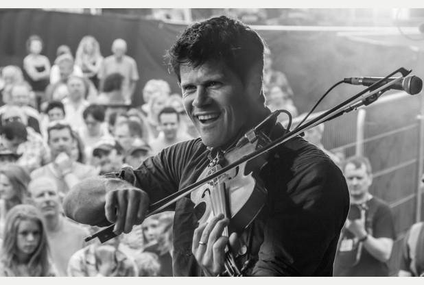 Another big name confirmed for <a href="/BehindCastle14/">Behind the Castle</a>! <a href="/SethLakemanNews/">Seth Lakeman</a> is coming back, full details ow.ly/L7h6w