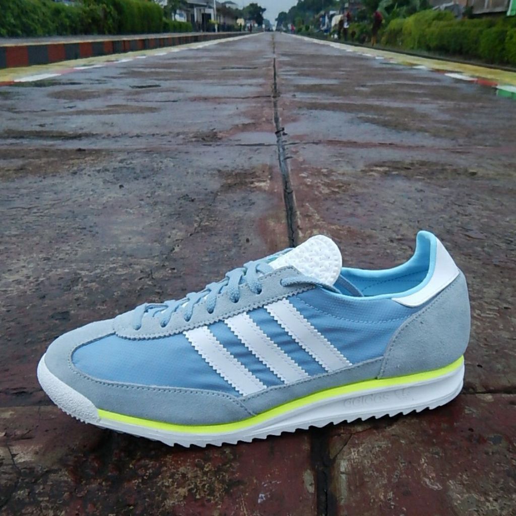 adidas sl7