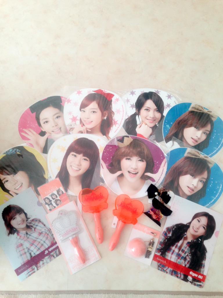 Karaグッズ Karaグッズ