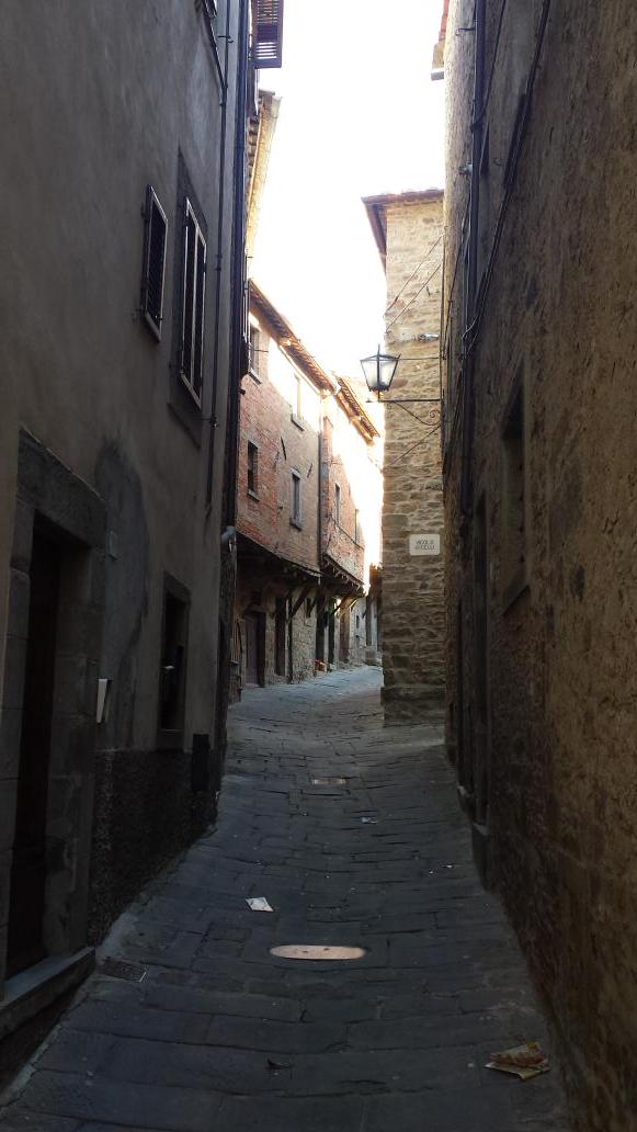 Atutticoast's tweet photo. Bye bye @cortonatuscany , walking distance to paradise. Bellissima. http://t.co/JmPfTokDcj