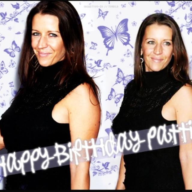 Happy Birthday Pattie Mallette   I love you  mother my Idol *---*   JB  