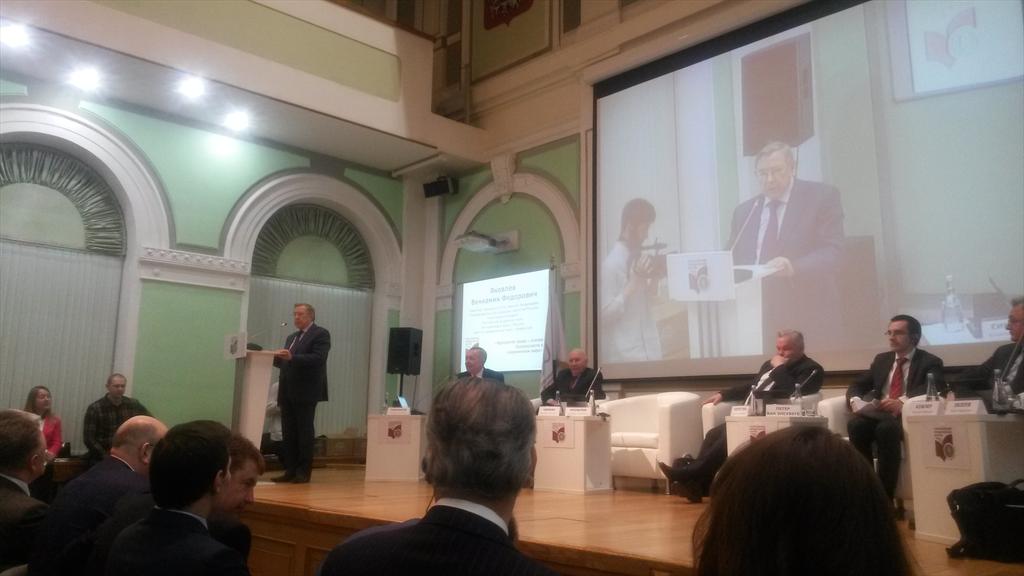 MLF_MSAL's tweet image. С докладом "Идеалогия права-основа безопасности в современном мире" выступает Советник Президента РФ В.Ф.Яковлев #МЮФ