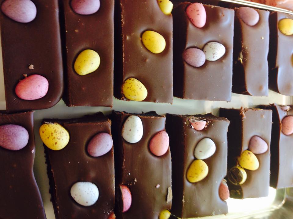 Mini Egg Fudge #Easter2015