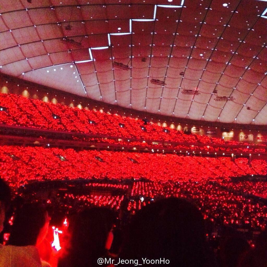 tv2xq_aoa_0829's tweet photo. 東方神起のぺんになれて幸せ
Bigeastになれて幸せ…
レッドオーシャンの一部になれて幸せ…
#TOHOSHINKITHANKYOU #tohotourwith http://t.co/DPlKbsfsUf