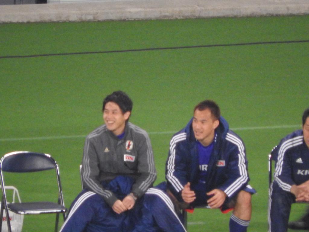 ট ইট র Atsuto むっっちゃ笑顔の内田さんにがっくん 吠えてる川島さんに10番の後ろ姿 内田篤人 柴崎岳 川島永嗣 ウズベキスタン戦 Http T Co Ffpxlsz0q3 ট ইট র Atsuto むっっちゃ笑顔の内田さんにがっくん 吠えてる川島さんに10番の後ろ姿 内田篤人 柴崎岳 川島永嗣 ウズベキスタン戦 Http T Co Ffpxlsz0q3