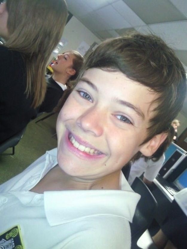 Wannabexx En Twitter Harry Styles ハリースタイルズの子供時代 Http T Co K8hdva1ecz Dirさんと繋がりたい 1dukvote 1duk Onedirection おすすめユーザーさんと繋がりたい Http T Co Migei2ax60