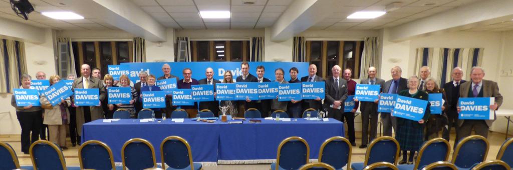 DavidTCDavies's tweet image. Wkg with an amazing group of #Monmouth volunteers. Thx to all those that stopped for a chat #VoteConservative #GE2015