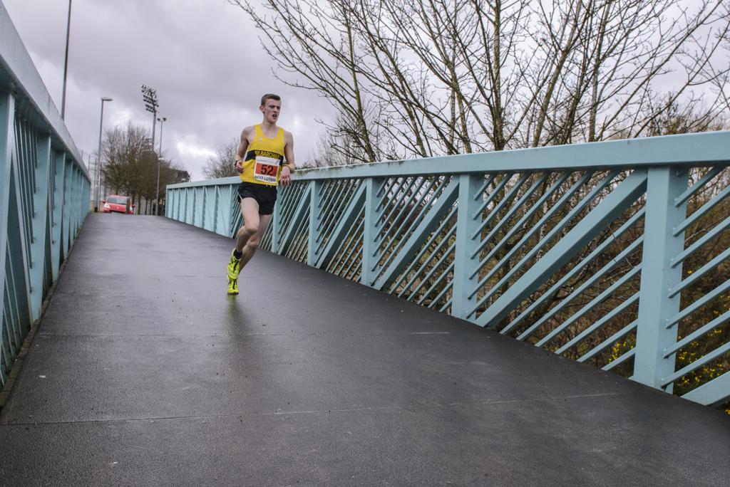 scotathletics's tweet photo. .@kilbarchanaac's @gavin_mcardle was fastest short lap #SALRelays as U20s made Senior impact http://t.co/DzVLAtuzON http://t.co/apZu6Mk40c