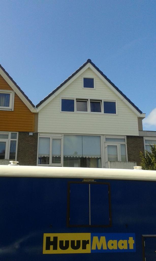 Deze opbouw in Leiden wordt vandaag opgeleverd. En door naar de volgende!