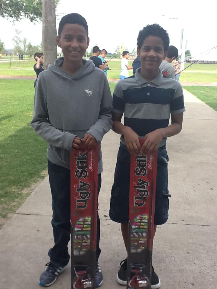 RayoVillarreal's tweet photo. Mr. V's Fishing Club rod and reel drawing winners Andy Garcia and Jesus Romero http://t.co/ifq3HdEFqZ