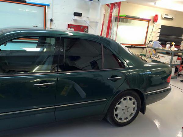cheshirecustoms's tweet photo. Haven't tinted an E class for about 6 years, then last week we have 3 in 😳😳. 2 new 'uns &amp; a classic. 👍👍 http://t.co/Uos8JHr8Ef