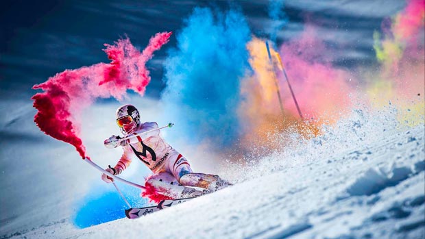 TheColorRunFR's tweet photo. The Color Run en hiver, ça pourrait donner ça !!! Pas mal non ? Qui est pour ? https://t.co/QspvUAD3gg http://t.co/xAHlXDkN2c