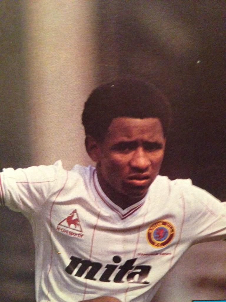 BruceRioch4's tweet photo. @brianlittle912 @scruffysausage @tonyobi8 he was yesterdays guess who haha #avfc http://t.co/NQ9NFCH9di