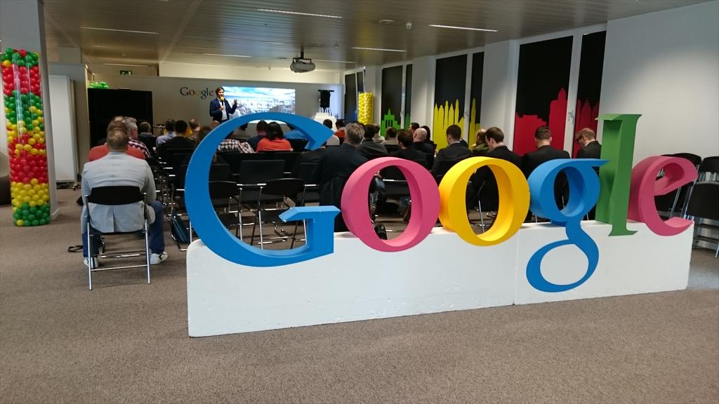 vrexhepi's tweet photo. Session 2 of #chromeworld2015 is taking off! #GoogleBelgium http://t.co/xqSlsrI2LU