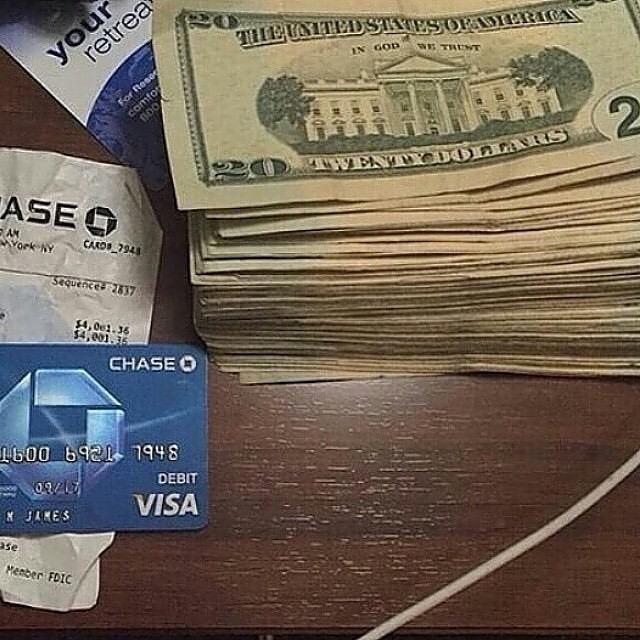 BankHelp01's tweet image. Have a bank account?🏧 
Want to make 💵$2,500-$7,500?
Are you in the negatives?⭕️
Go to the link in our bio.👌