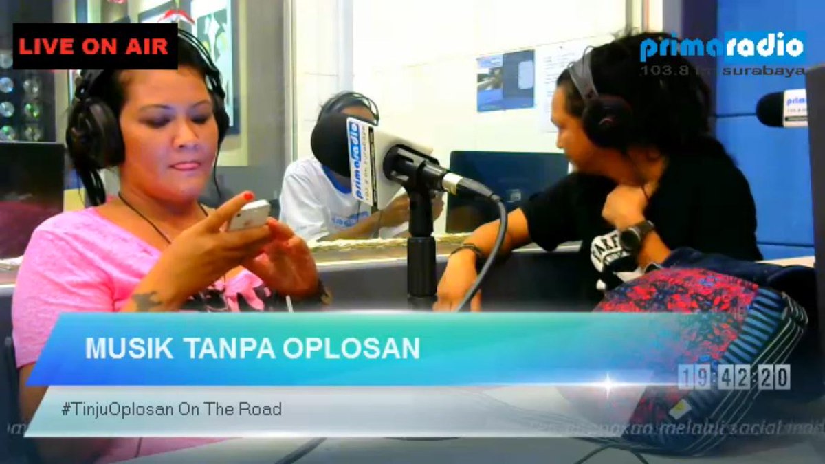 Anda masih mendengarkan Campaign MUSIK TANPA OPLOSAN
#TinjuOplosan
<a href="/melaniesubono/">ATOR Protocolً</a> - Steven Jam - Sarah #1038FM