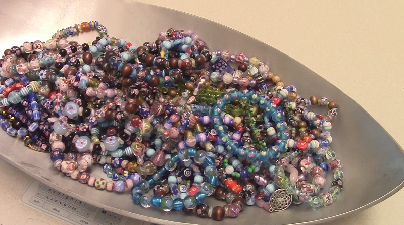 AutismHART's tweet image. 90-Seconds for Autism! Free Bracelet! Blatt PE Center, at 1400 Wheat Street, Columbia, SC, from 11:00-4:00 today.