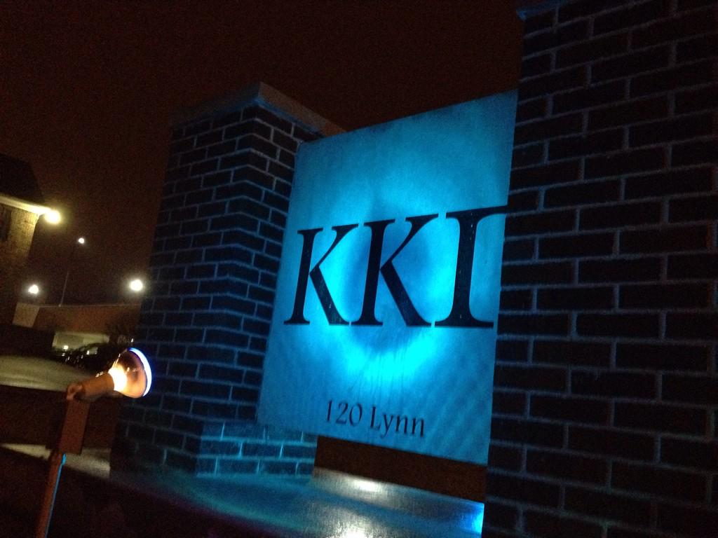 ThumpersTDX's tweet photo. Today is the day! @IowaStateU and @ISUGreek help us #LIUB for #AutismAwareness! http://t.co/WIWGOGhleY
