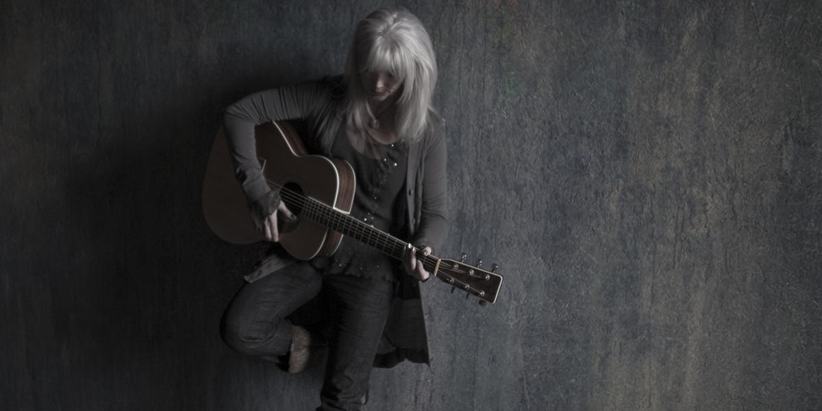 Happy Birthday, Emmylou Harris ( 