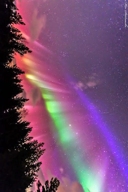 Palimpsest__'s tweet image. Here is an image Iof a geomagnetic storm. Who wants to know the cause? #electroncloud #photonpoarizing