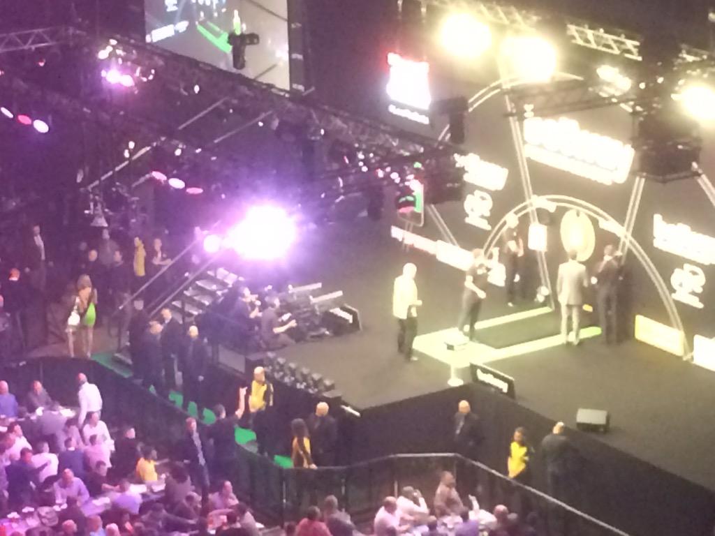 thejohnairnes's tweet photo. @citygent85 premier league darts are go! http://t.co/zs4FP4KQkk