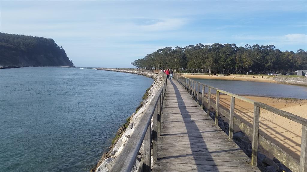 DailyFound's tweet photo. RT @marcoslopez: En #Asturias siempre sale el sol. Un paraíso natural lleno de buena gente.Ahí va mi día en fotos. http://t.co/eVZhy2pR9L 😍