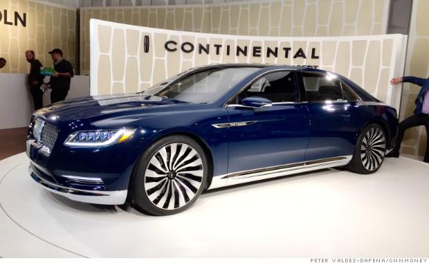 CNNBusiness's tweet image. Lincoln Continental is making a comeback
-reclining seats
-lights that greet you
More:  cnnmon.ie/1G9wVHO @Ford