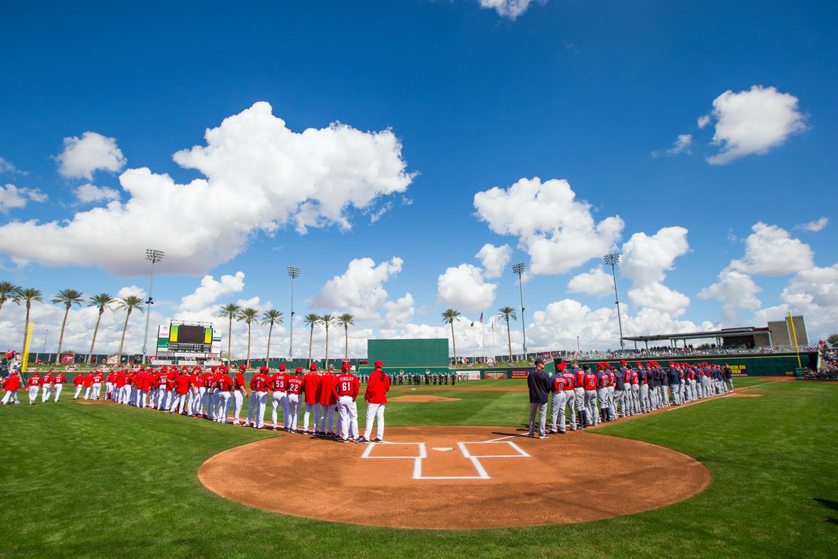 OHHeartofitAll's tweet photo. RT @Reds: PLAY BALL! #BattleofOhio #RedsSpring http://t.co/aIvwZHnzGA