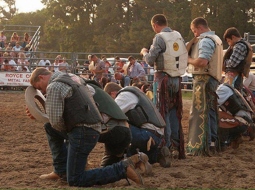 rodeolyfe's tweet image. Who else thinks this is one of the best things about America?