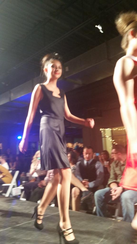 Raqueldramatics's tweet photo. Runway show @ the 3rd annual Athena Project Festival. #Athenaprojectfestival #fashionistas http://t.co/A6EkIExnJp