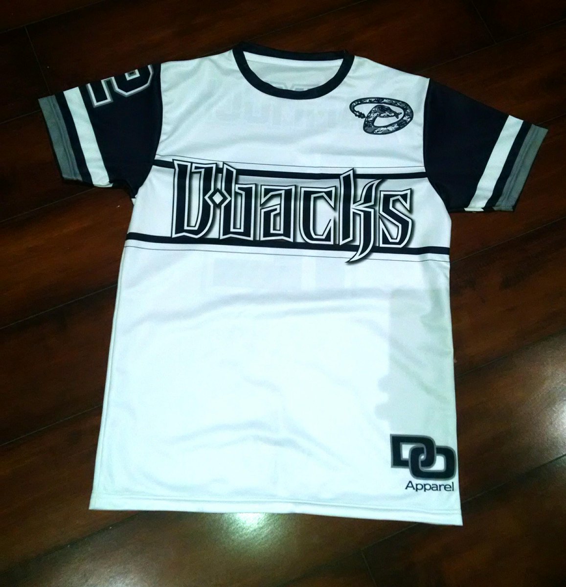 DO_Apparel_'s tweet image. Are you ready?  #DBacks are! #FASTturn #madeintheusa